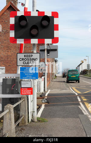 La signalisation du passage à niveau de Brora, Ecosse, Royaume-Uni Banque D'Images