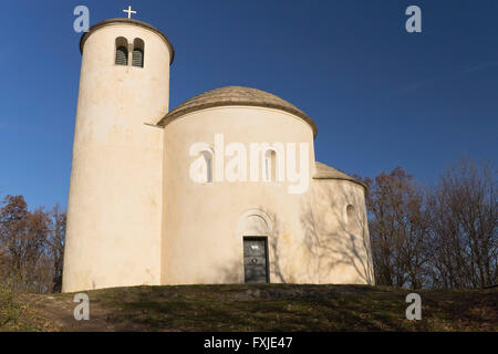 La chapelle St. George sur le mont Rip - style roman (République Tchèque) Banque D'Images