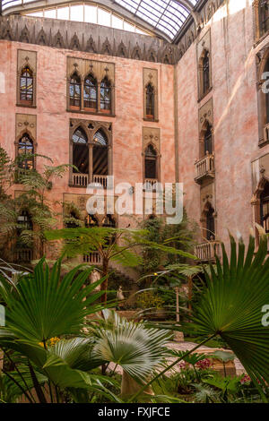 La cour du jardin au musée Isabella Stewart Gardner, Boston, Massachusetts, États-Unis Banque D'Images