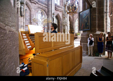 Concert d'orgue à l'église Saint-Laurent, Nuremberg, Bavière, Allemagne Banque D'Images