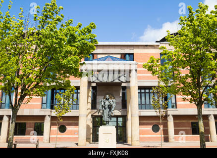 Les tribunaux de droit combiné Teesside qui comprend le tribunal de la couronne dans le centre de Middlesbrough, Angleterre, RU Banque D'Images