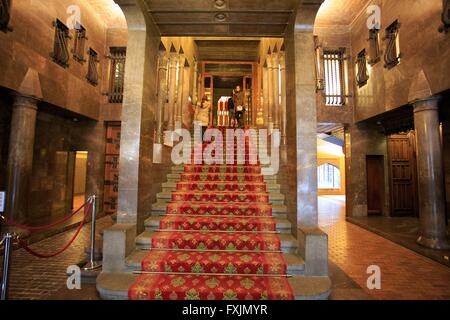 L'intérieur de la Palau Guell de Gaudi, à Barcelone, Espagne Banque D'Images