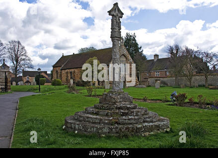 L'église St Mary vierge, Higham Ferrers Banque D'Images