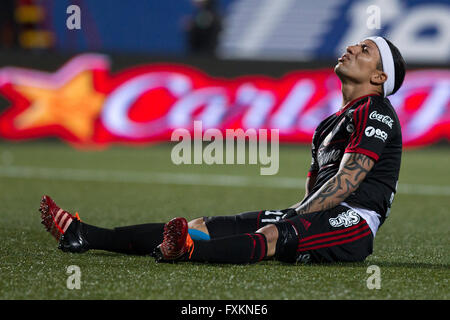 Tijuana, au Mexique. Apr 15, 2016. Dayro Moreno Xolos' réagit au match de la journée 14 du tournoi de clôture du championnat MX, tenue à Monterrey contre le stade Caliente dans la ville de Tijuana, au nord-est du Mexique, le 15 avril 2016. Monterrey a gagné 2-1. © Guillermo Arias/Xinhua/Alamy Live News Banque D'Images