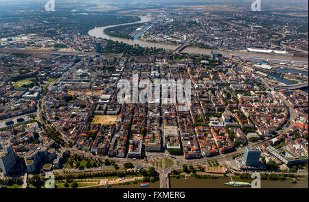 Vue aérienne, des carrés de Mannheim, vieille ville, donnant sur la rivière Neckar à Mannheim, Mannheim, Bade-Wurtemberg, Allemagne, Europe,
