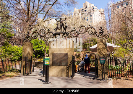 Entrée de la Tisch Children's Zoo, Central Park, Manhattan, New York City, États-Unis d'Amérique. Banque D'Images