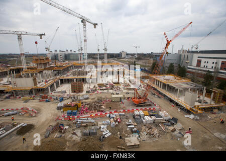 Photo montre la progression des travaux de construction du nouvel hôpital Papworth à Cambridge le 22 mars 2016. Banque D'Images