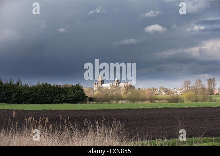 Menaces sur Cathédrale d'Ely dans le Cambridgeshire Fens Banque D'Images