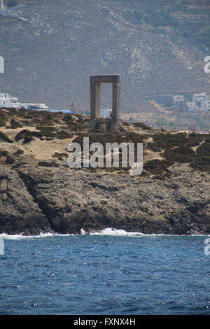 La Portara Porte du Temple d'Apollon dans l'île de Naxos Banque D'Images