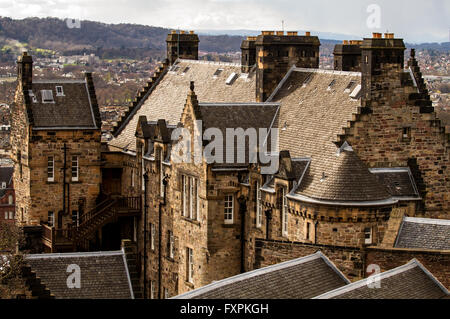 Vue sur le château d'Edimbourg au coeur d'Édimbourg en Écosse, Royaume-Uni Banque D'Images