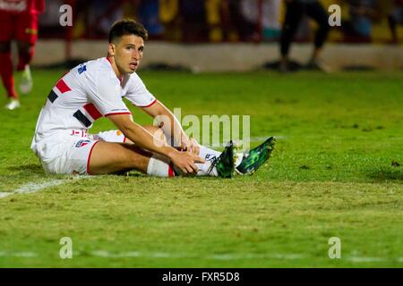 OSASCO, SP - 04/17/2016 : AUDAX X CPCS - Calleri pendant le match entre Gr ?mio Osasco Audax et São Paulo Football Club qui a eu lieu à l'Estadio Jose Maire Liberatti, situé à Osasco. Comparaison n'est valable que pour les quarts de Paulist ?o Itaipava 2016. (Photo : Marco Galv ?o / FotoArena) Banque D'Images