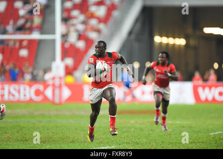 Singapour. 17 avr, 2016. Oscar Avugwi Ayodi (KEN), le 17 avril 2016 - Rugby Sevens World Series HSBC : Singapour, match de rugby à VII au Kenya et Fidji (Cup) au Stade National de Singapour. © Haruhiko Otsuka/AFLO/Alamy Live News Banque D'Images