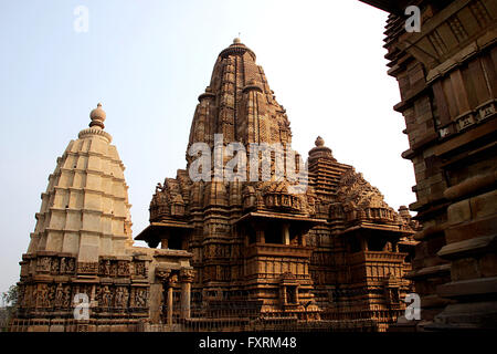 Vue arrière du Lakshman Temple sous groupe occidental des Temples de Khajuraho, le Madhya Pradesh, Inde, Asie Banque D'Images