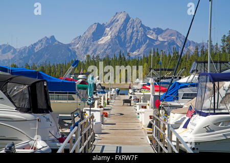 Colter Bay marina sur le lac Jackson Banque D'Images