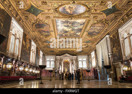 Venise, Scuola Grande di San Rocco, Sala Superiore - Upper Hall intérieur décoré par Le Tintoret. Banque D'Images