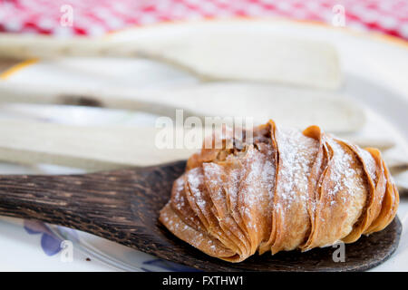 Sfogliatella napolitaine croustillante Banque D'Images