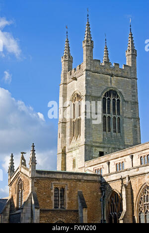 L'église de St Jean le Baptiste dans le centre de Peterborough Banque D'Images