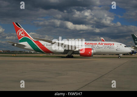 KENYA AIRWAYS Boeing 787 Dreamliner Banque D'Images