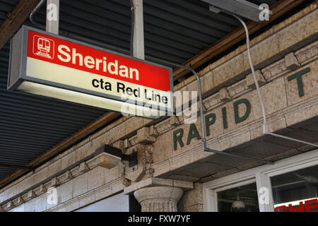 Entrée de la station Sheridan 1920 sur le Chicago 'L' ou boucle de métro ligne rouge dans le quartier Wrigleyville. Banque D'Images