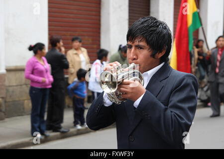 Bolivie - 06/08/2013 - Bolivie / Sucre (Bolivie) / Sucre (Bolivie) - août 6th, défilé pour la fête nationale dans la capitale cit Banque D'Images