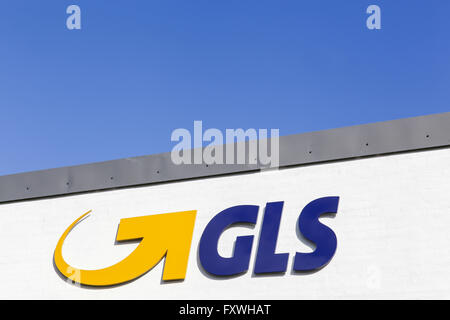 Logo GLS sur un mur Banque D'Images