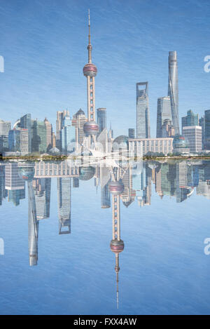 Double exposition sur les toits de Shanghai Banque D'Images