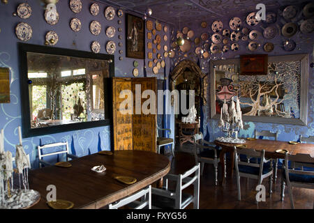 L1456Sri Lanka, Kandy, Helga's Folly, restaurant interior Banque D'Images