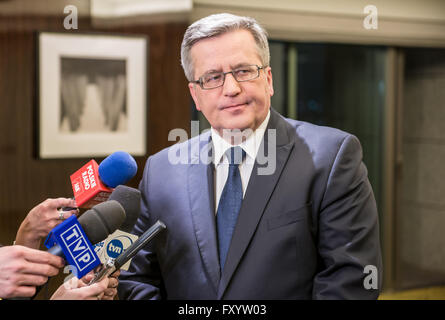 - Ancien président de la Pologne Bronislav Komorovsky pendant Banque D'Images