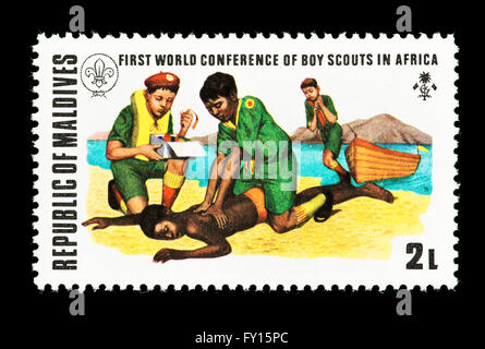 Timbre-poste représentant des Maldives Boy Scouts de sauvetage pratique (première conférence internationale en Afrique Banque D'Images