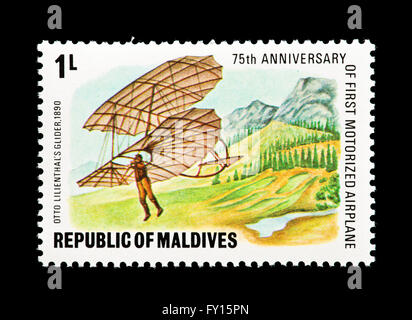 Timbre-poste représentant des Maldives vol planeur de Otto Lilienthal en 1890 (75e anniversaire de l'aviation) Banque D'Images