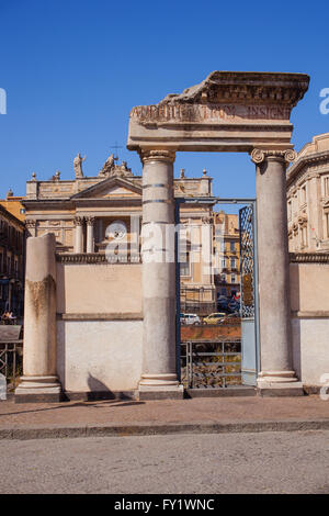 Vue de l'amphithéâtre romain à Stesicoro, Catania Banque D'Images