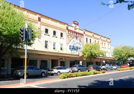 Bâtiment historique Dalton Bros, construit 1849, maintenant Myer Department store, Orange, New South Wales, Australie Banque D'Images