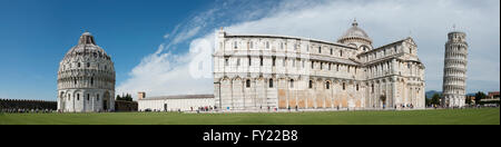 La tour penchée de Pise, la cathédrale de Santa Maria Assunta et le Battistero baptistère, la Piazza del Duomo, Piazza dei Miracoli Banque D'Images