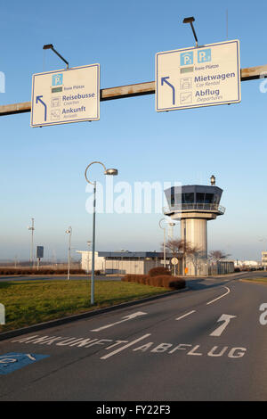 Route d'accès à l'aéroport de Dortmund 21, Dortmund, Ruhr, Rhénanie du Nord-Westphalie, Allemagne Banque D'Images