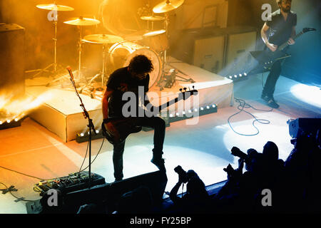 Barcelone - Dec 13 : Berri Txarrak (groupe de heavy metal alternatif) performance live à Apolo. Banque D'Images