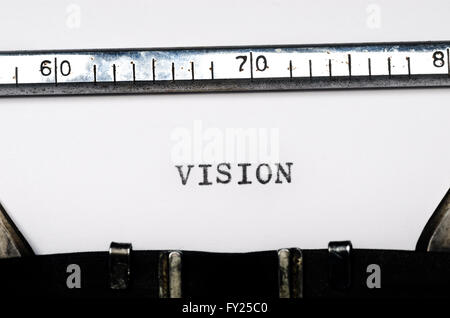 Vision mot tapé sur la vieille machine à écrire Banque D'Images