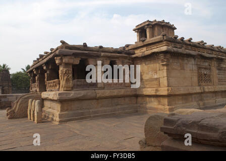 Lad Khan temple, Aihole, Bagalkot, Karnataka, Inde. Kontigudi groupe de temples. C'est le plus vieux temple de Aihole. Banque D'Images