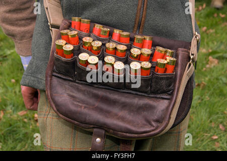 Séminaire de tir de visée à la Loyton Lodge, Morebath, Devonshire, Royaume-Uni, avec Ed Cummings(Flat cap) pour le tir de fusils de chasse.A UK Banque D'Images