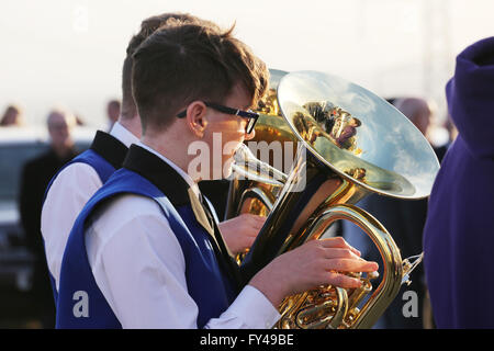 Blackstone Edge in Rochdale, UK. 21 avril, 2016. Une bande de jeunes sur le bord de Blackstone à Rochdale, UK, le 21 avril 2016 Crédit : Barbara Cook/Alamy Live News Banque D'Images