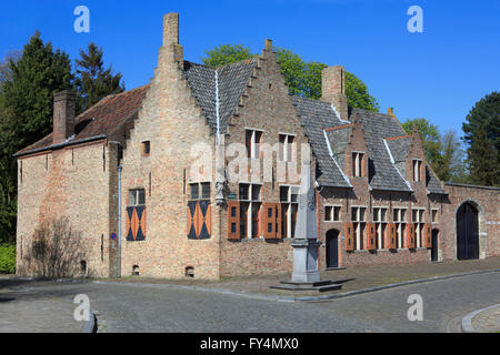 Entrée de l'abbaye Saint Trudo à Sint-Kruis (Bruges), Belgique Banque D'Images