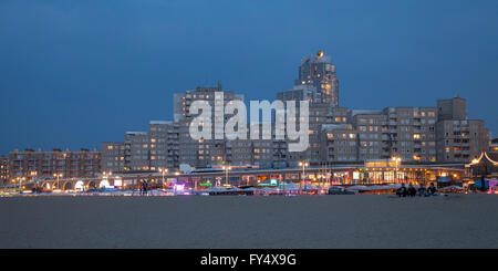 Skyline avec plage, à Scheveningen, à La Haye, Hollande, Pays-Bas Banque D'Images