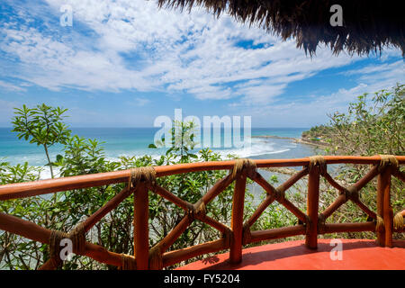 Terrasse Palapa avec vue sur l'océan - Résidence du Mexique, Punta de Mita, Riviera Nayarit, Mexique Banque D'Images