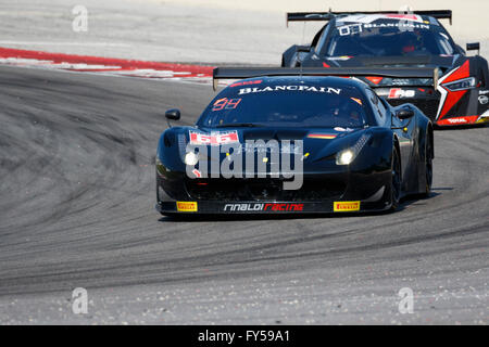 Misano Adriatico, Italie - 10 Avril 2016 : Ferrari 458 Italia GT3 de Black Pearl Racing Team,conduit par Christian de Parow et crochet Banque D'Images