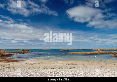 Periglis Beach sur St Agnes Penzance Cornwall sur une journée ensoleillée, ciel bleu Banque D'Images