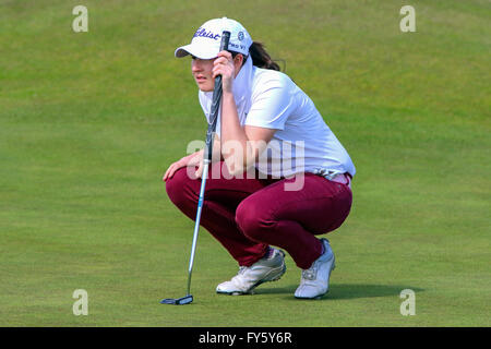 L'Ayrshire, UK. 22 avril, 2016. Dame 105 golfeurs du monde entier ont pris part à l'Helen Holm golf championship dans un premier temps la concurrence sur Troon Golf de Portland, l'Ayrshire. Après 2 tours le top 66 seront qualifiés pour le tour final sur le Royal Troon GC le dimanche et qu'un championnat de qualification, a attribué des points seront comptabilisés pour le 'Curtis' Cup Crédit : sélection de l'équipe Findlay/Alamy Live News Banque D'Images