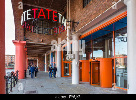 Galerie d'art Tate Liverpool, l'Albert Dock, Liverpool, Merseyside, England, UK Banque D'Images