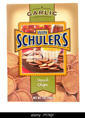 Winneconne, WI - 28 Oct 2015 : fort de gagner Schuler's snack chips saveur d'ail. Banque D'Images