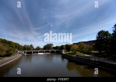 Hamilton barrage sur la rivière Flint de Flint, Michigan. Banque D'Images