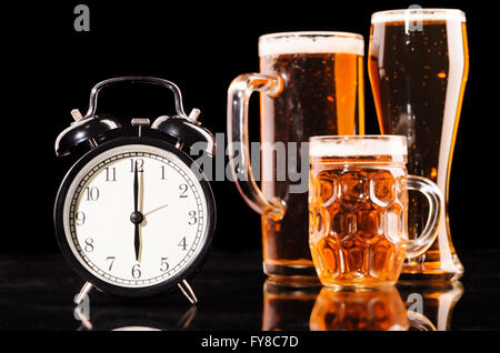 Le temps de boire de la bière Banque D'Images