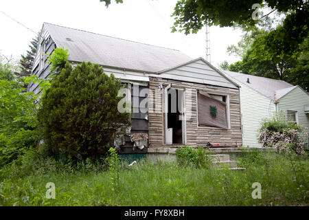 La maison en mauvais état à Flint, Michigan Banque D'Images